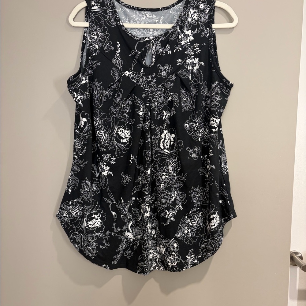 Black Floral Sleeveless Women's Top